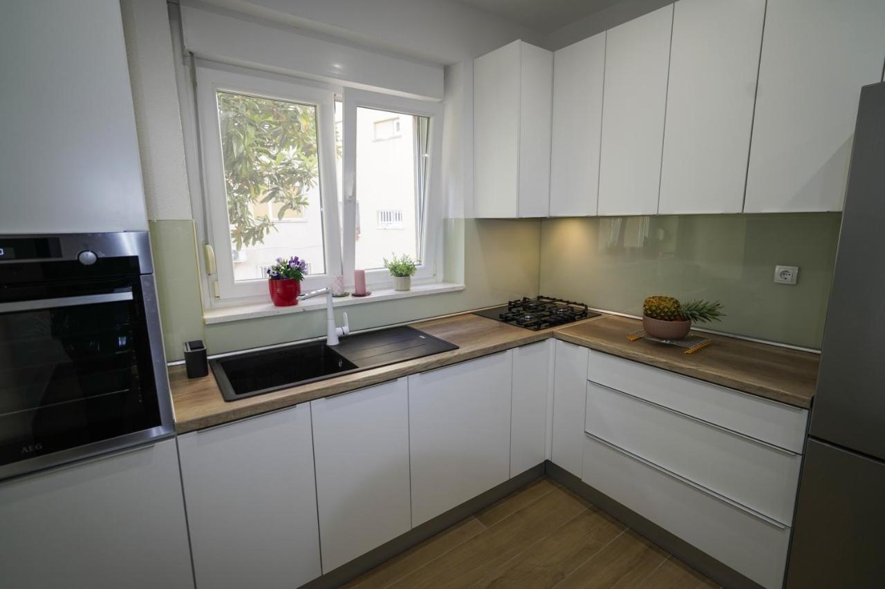Apartment Ana Спліт Екстер'єр фото