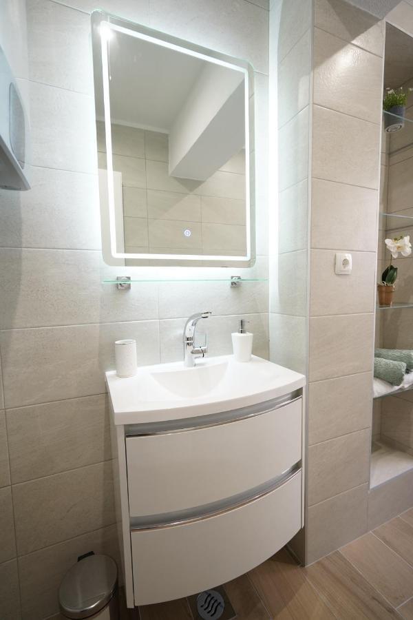 Apartment Ana Спліт Екстер'єр фото