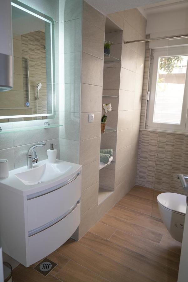 Apartment Ana Спліт Екстер'єр фото